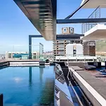 Luxury Studio Apartment With Panoramic Views