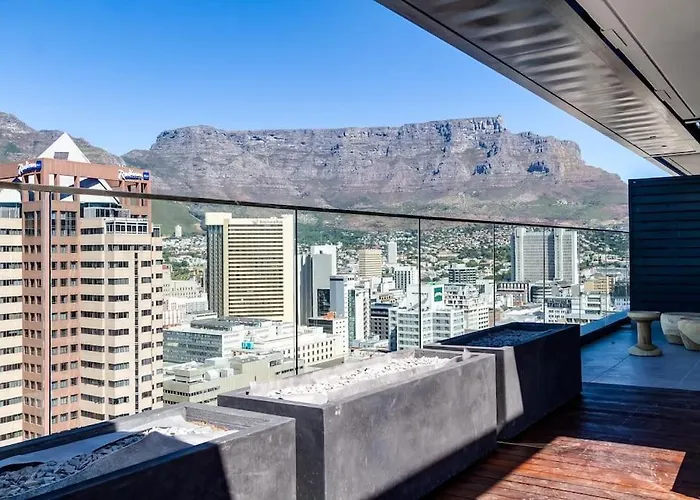 Luxury Studio Apartment With Panoramic Views