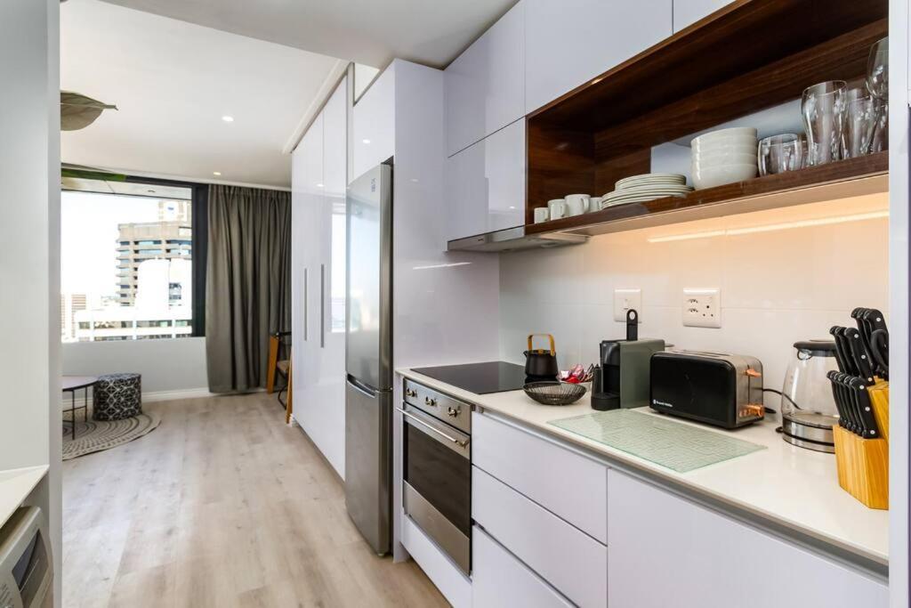 Luxury With Panoramic Views Apartment *