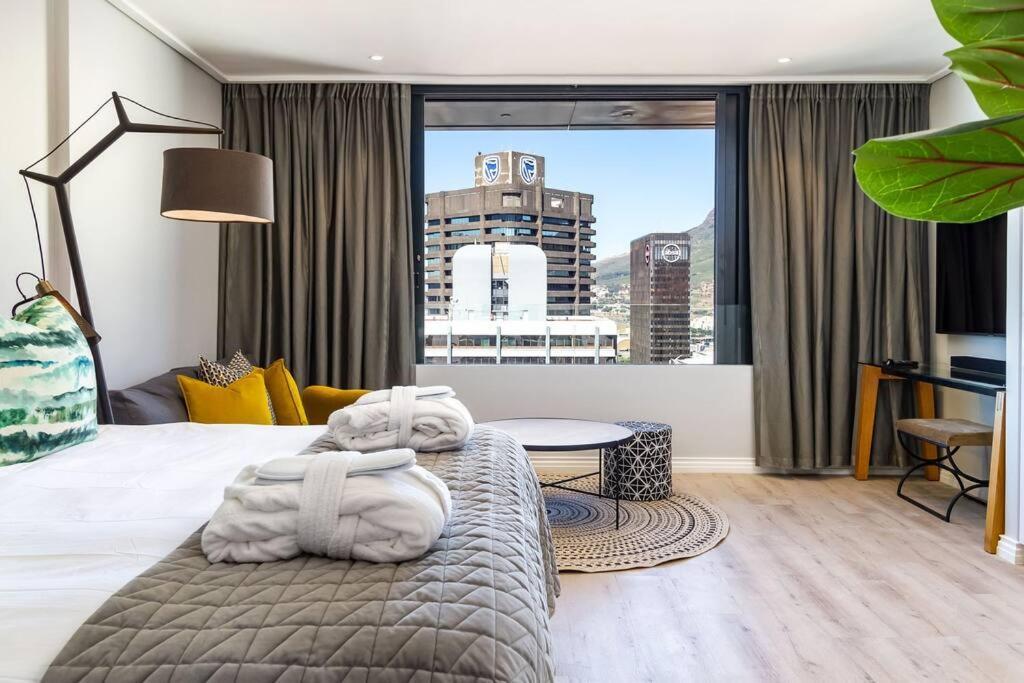 Luxury With Panoramic Views * Cape Town